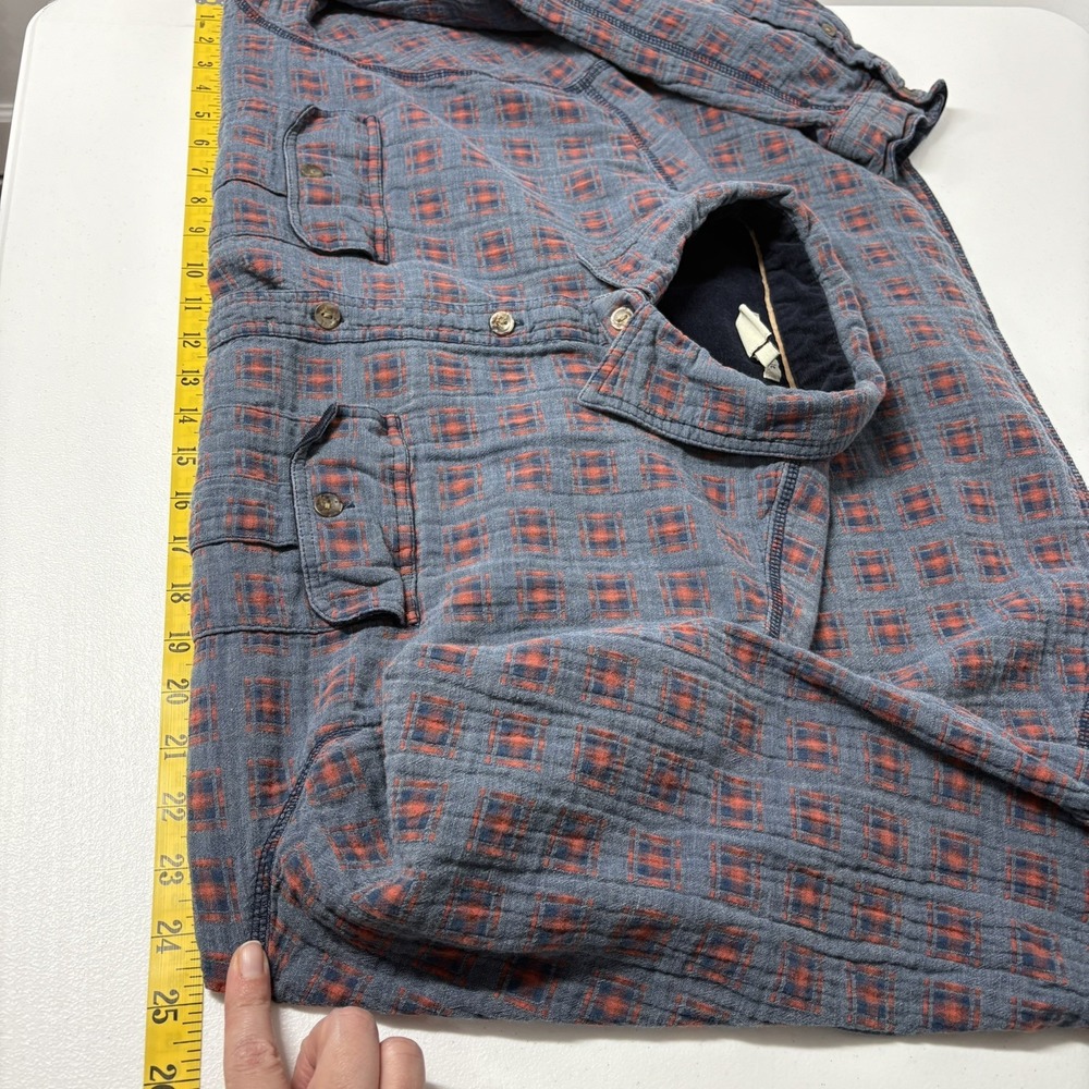 Carbon2Cobalt Men Long Sleeve Camp Shirt Size LT Blue Red Square Outdoors Casual - Picture 8 of 9